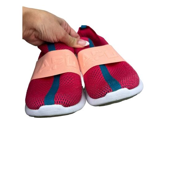 APL Womens TechLoom Bliss Sneakers Size 5.5 Slip On Running Shoes - Picture 4 of 12